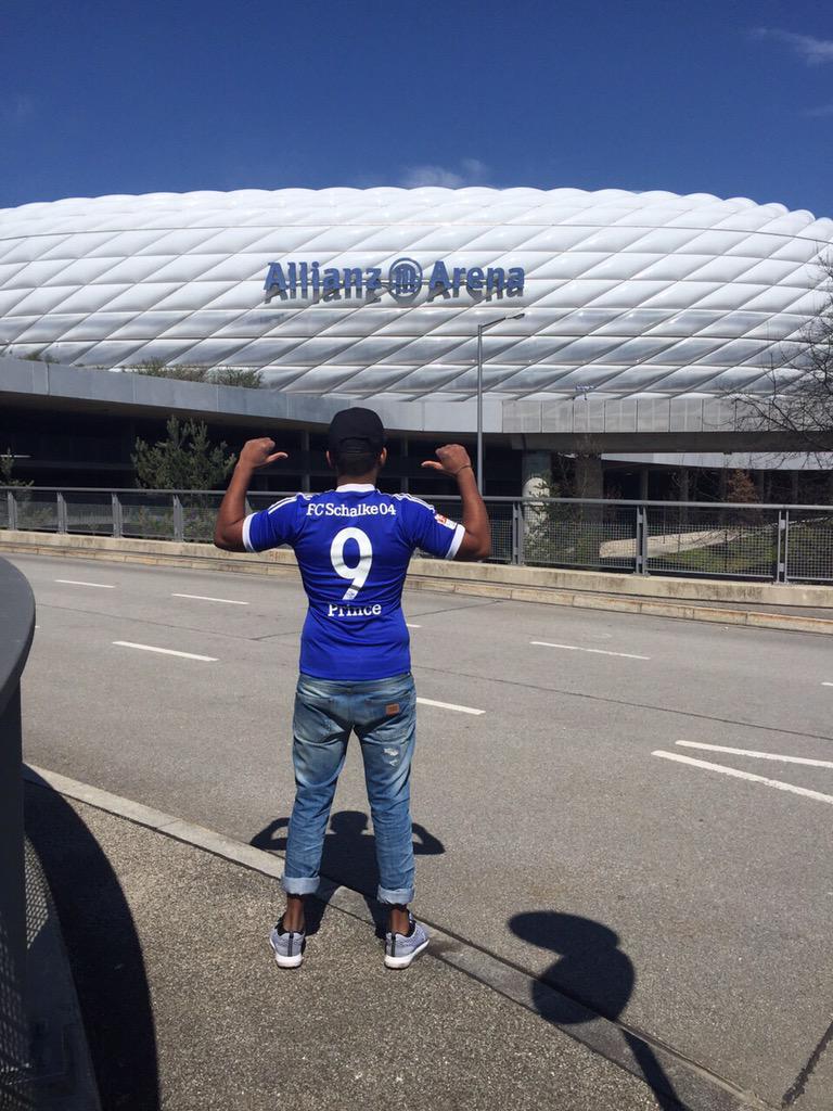 djkannallagann's tweet photo. egal wo und wann @KPBofficial immer dabei #truefan #StayHumble #Schalke #princemode http://t.co/qolFnA25oH