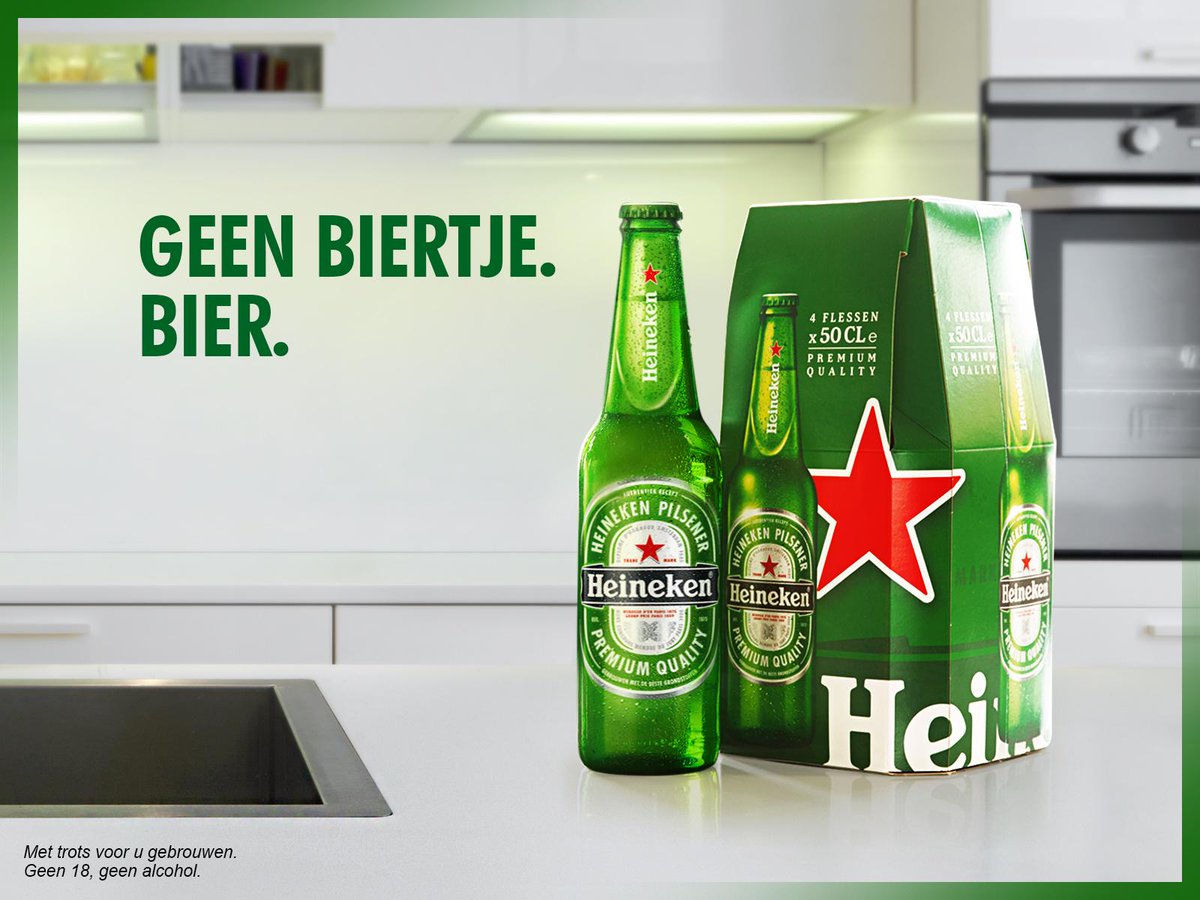 Heineken_NL's tweet photo. Heineken halve liter, geen half werk. Nu in het bierschap in handige 4-pack. http://t.co/TPEmWOBI5y