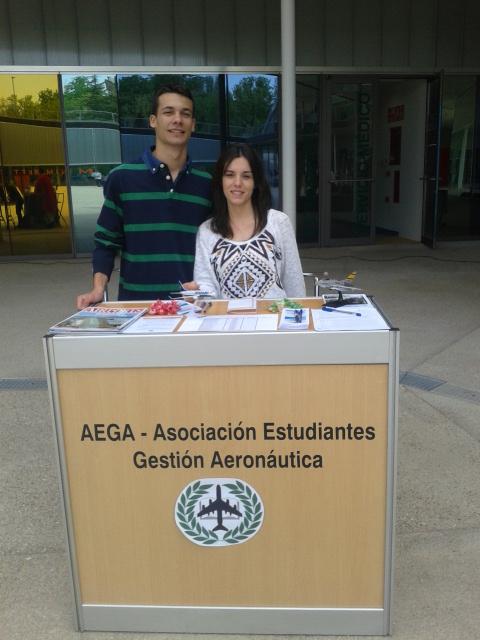 Almudenalvaro's tweet photo. @AegaUAM en el Foro de Asociaciones de la UAM. ¡Os esperamos a tod@s! http://t.co/q7cio9Qk6v