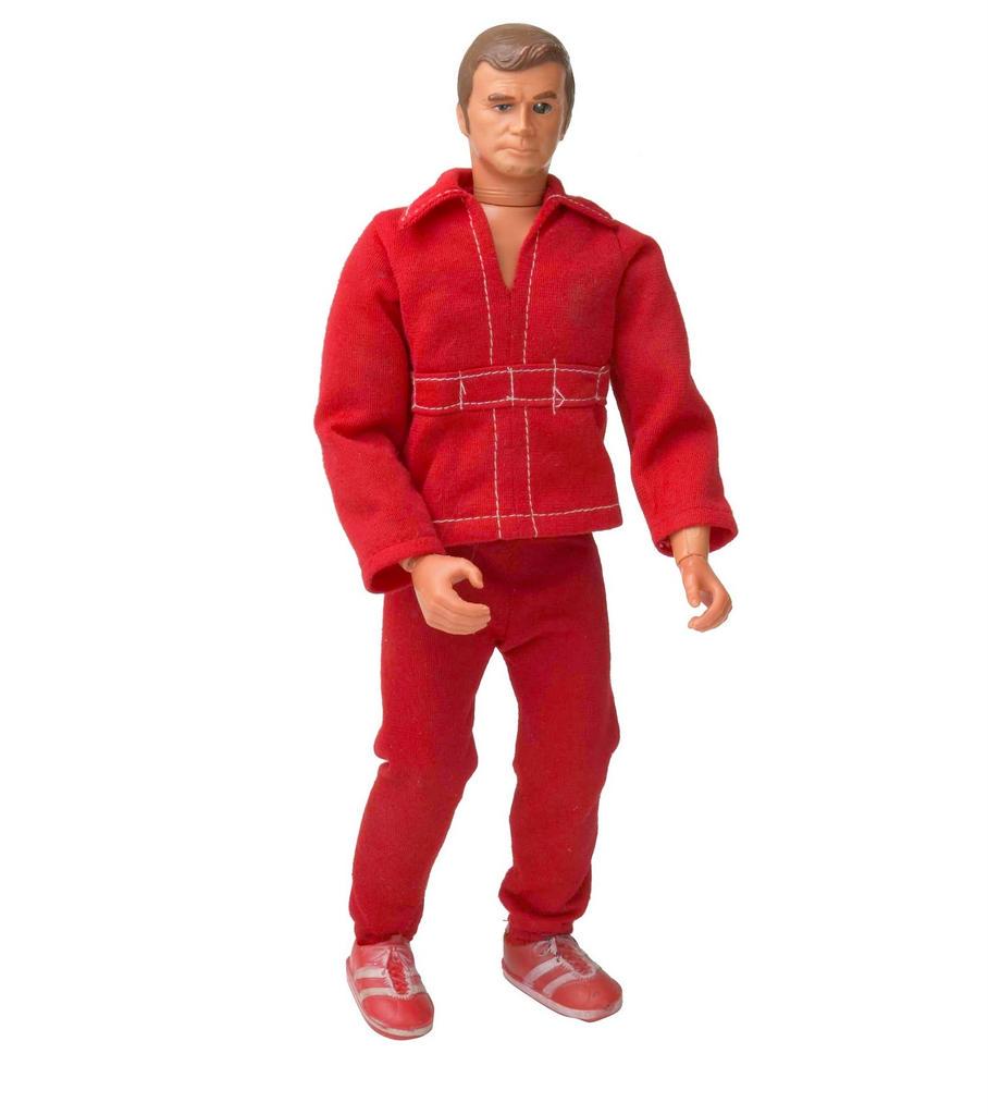 Ahh, April 23rd.
Happy 76th birthday to Six Million Dollar Man, Lee Majors. 
