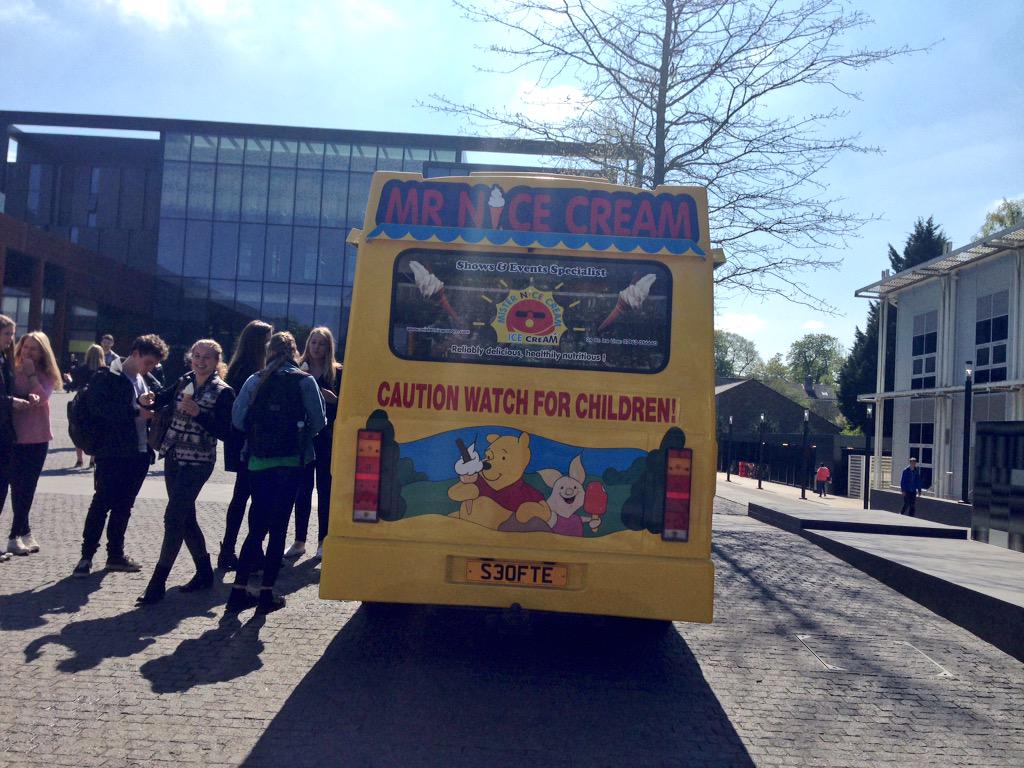 UnderdogOBU's tweet photo. Ice cream van outside #JHBB today! Summer is on it's way! #oxfordbrookes http://t.co/VWCa8I2oxl