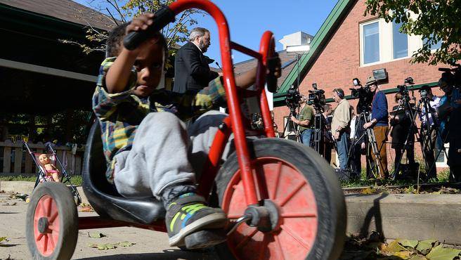 chronicleherald's tweet photo. . @CH_cmcIlveen column: #budget2015’s costly plan for kids fails struggling families http://t.co/kb9t843w2e #cdnpoli http://t.co/EBcBbxAkbb