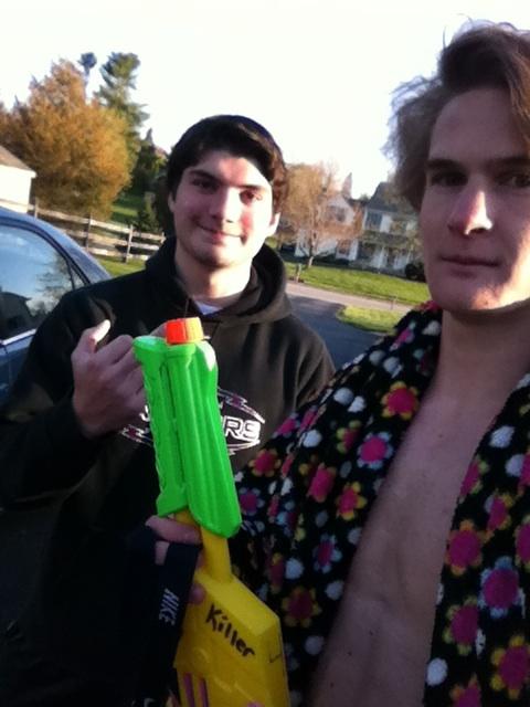 HHS_Assasin15's tweet photo. Ellis Vague eliminated Brian Armstrong http://t.co/WDJQN24iIw