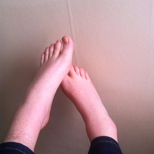 Barefootgram's tweet photo. #soles, jay21uk92 http://t.co/nuukpp6xbh http://t.co/68jl47fdwG