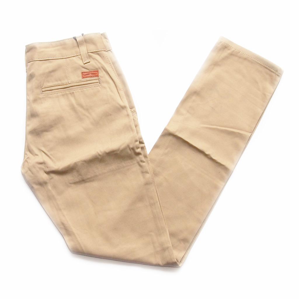 New arrival, Chino pants "U.S.M.C"
Available size 28/30/32/34
at <a href="/snugXraw/">snugXraw</a> @IMMORTALshop @roccocomedan 
IDR: 285K