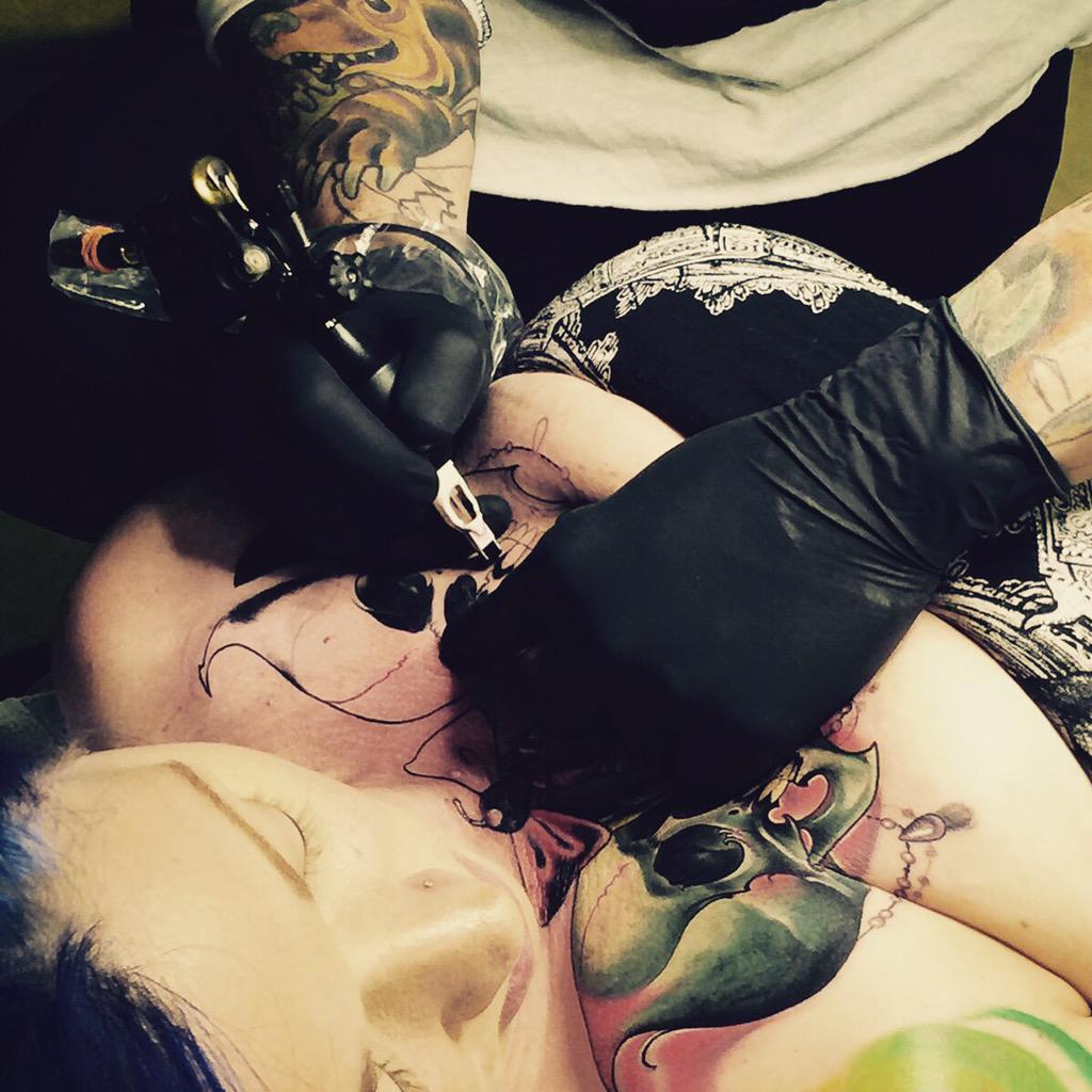 EvilLiz34's tweet image. #chestpiece #hottattoogirl #colorfulink #skulls #inkaddict #InkedFemales #hotinkgirl  #pain #tattoogirl #tattoo_art