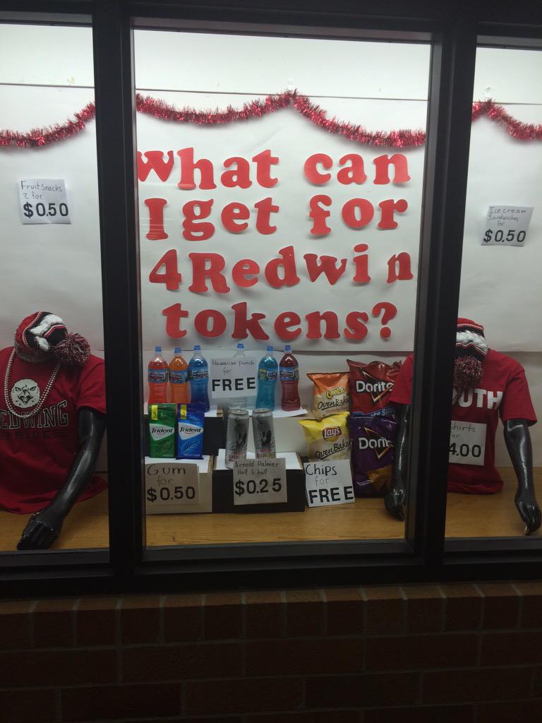Redwingpride's tweet photo. Get your Redwing tokens...There is a sale going on at the RedZone in the commons. http://t.co/TUPkSf8NyF