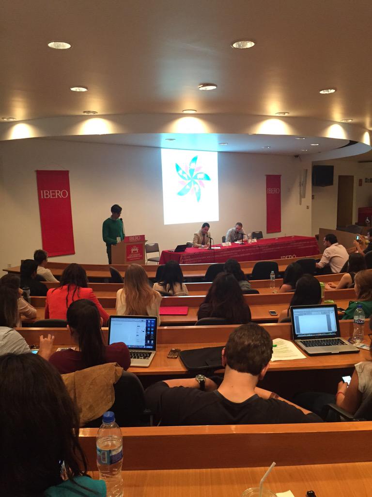 vsgibero's tweet photo. Tecnología Militar y Derecho Militar, primera conferencia del último día de la segunda edición del Foro VSG ¡Gracias! http://t.co/nCHqgwCFd0