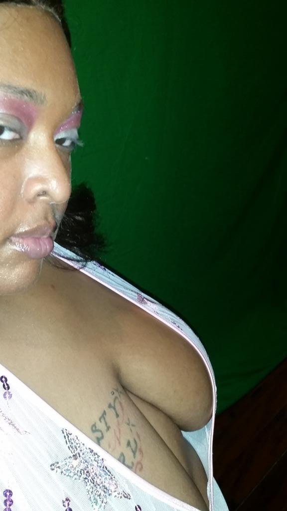 BabyGirl_SLMLY's tweet photo. Hey Lovies....Can Someone Come And Help Me With A Lil Problem???? Kisses!!!! @BBWCAMHOUSE &amp; @AllBBWCamscom http://t.co/bznCx2ISoy
