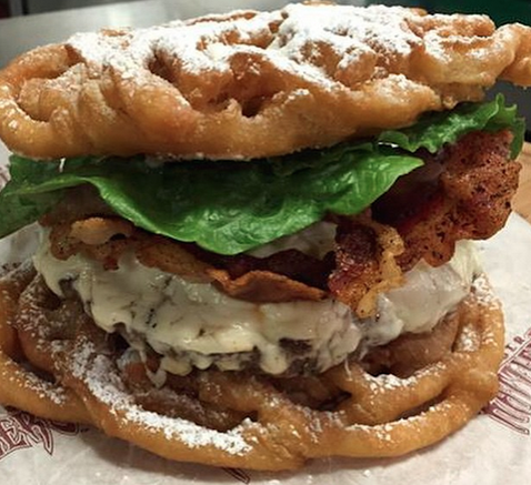 CBSSports's tweet photo. Baseball's return means the return of some food monsters.

Here are 16 of the wildest: http://t.co/jgkMYtZeDT http://t.co/uuBty3RwpU