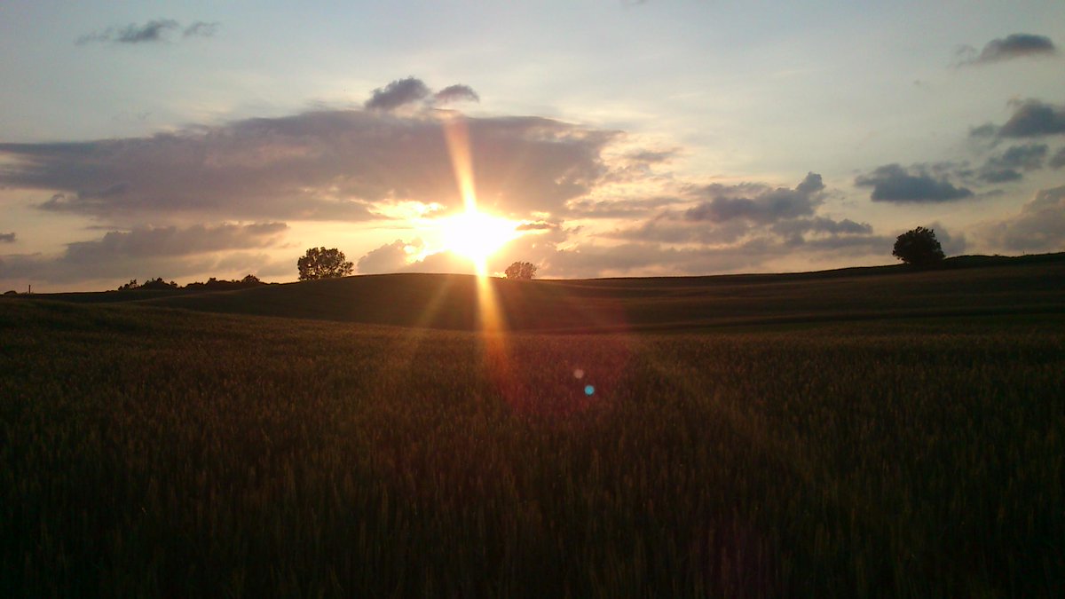 Just look at this spectacular #Stillwater sunset! A perfect end to a wonderful day.