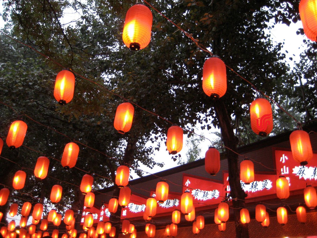 AirChinaNA's tweet photo. Can you #FindThePhoenix? #AirChina #AirChinaNA http://t.co/foI7pRafiv