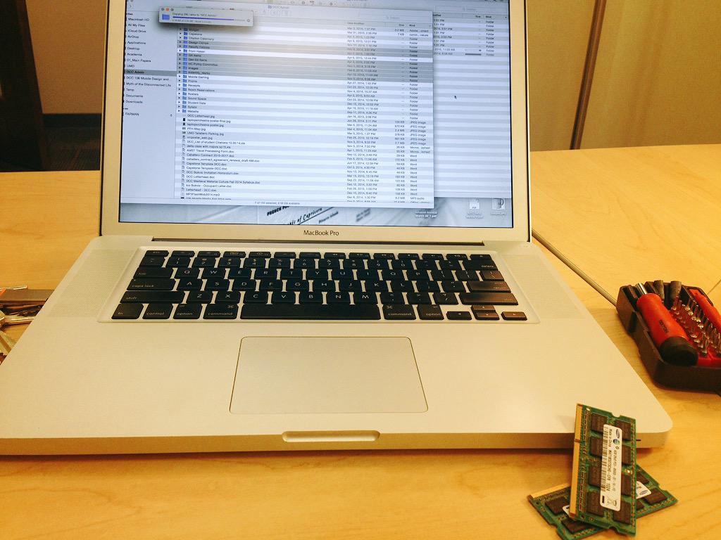 farman's tweet photo. For those who were at my #TtW15 talk: I repaired my MacBook (which had a bottle of water poured onto it) #FixDontToss http://t.co/5kBLjWMg34