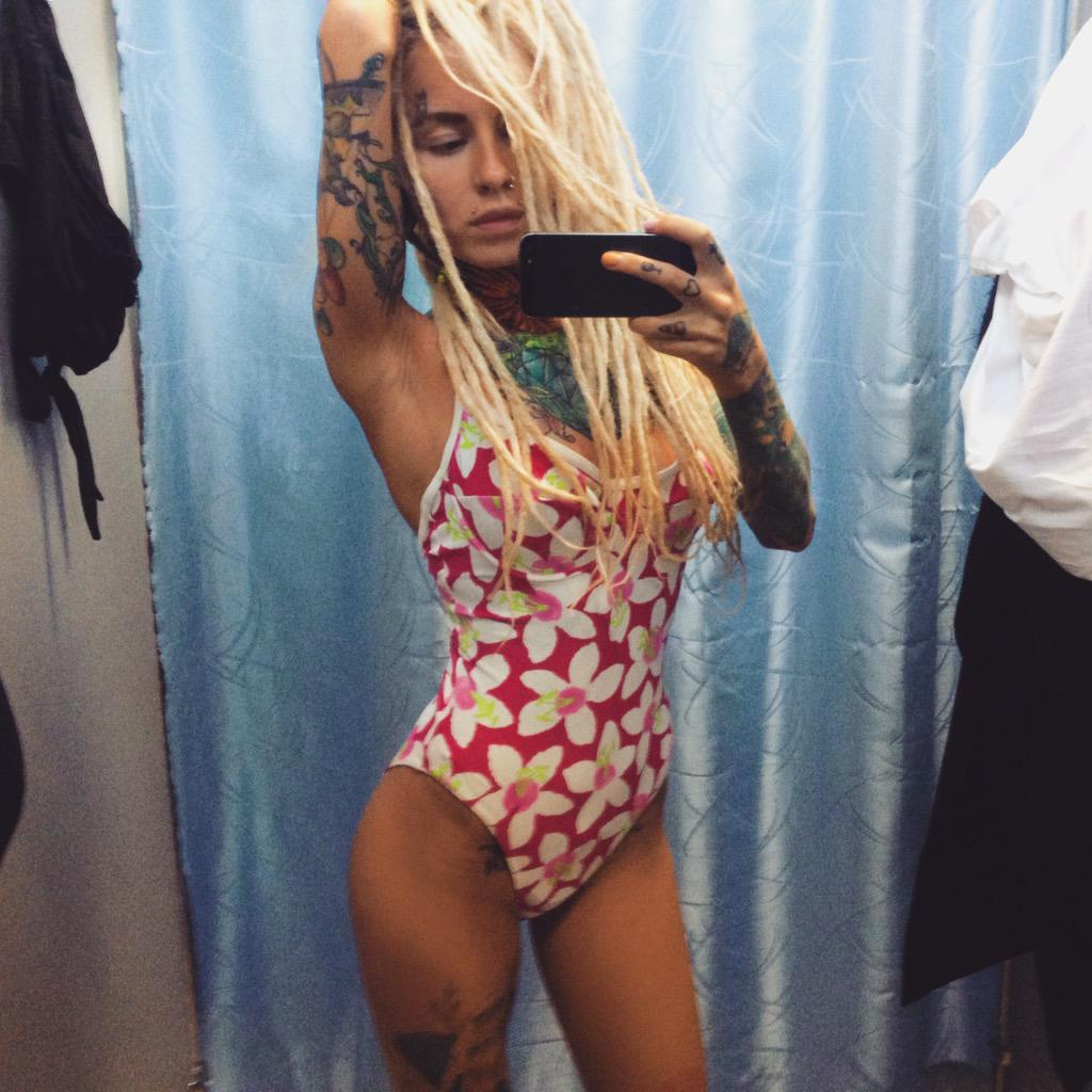 bantikboy's tweet photo. β‘οΈβ‘οΈβ‘οΈ
#bantikboy #bantikboymodel #valyabantik #BB http://t.co/vdrQ8go04P