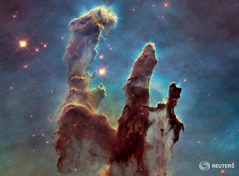 PHOTOS: The Hubble Space Telescope is celebrating its 25th birthday. reut.rs/1IN8fnZ