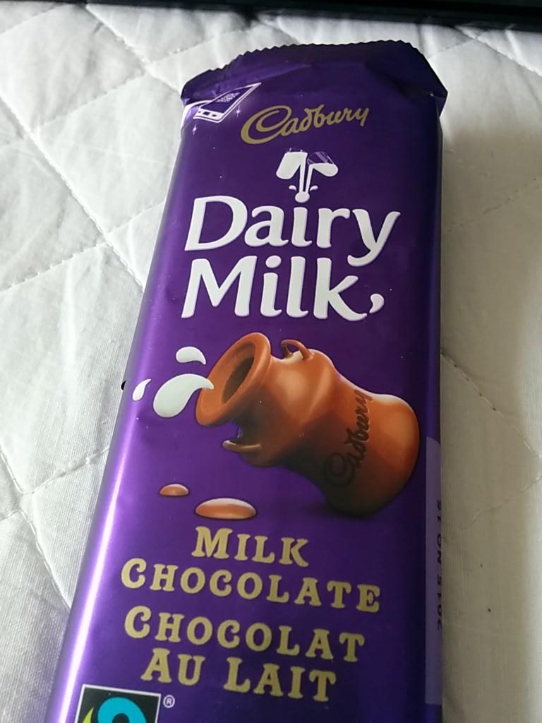 ac_karas82's tweet photo. @AlgonquinColleg Thanks! I need all of the zzz' (and this chocolate). http://t.co/7DExgVtNFe