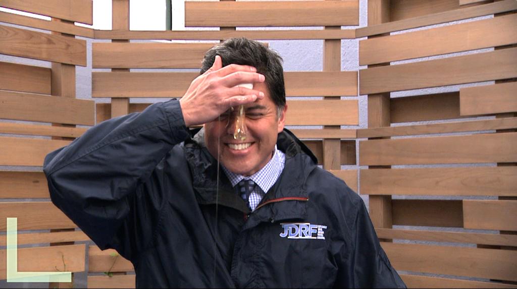 FrankBuckleyTV's tweet photo. I did the @JDRFeggcrack challenge!I nominate @deancain @mannystreetz @DJLisaFoxx @raulcampos!#EggCrackChallenge http://t.co/fYDiF4Kour