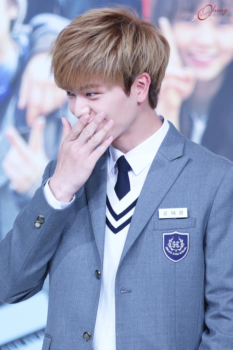 150422 후아유제작발표회 성재 <a href="/BTOB_6SJ/">육성재</a> 우리성뎨 부끄렁ㅠㅠㅋㅋㅋ #후아유 #학교2015 #육성재 #공태광
cfile27.uf.tistory.com/original/2724A…
cfile2.uf.tistory.com/original/2232B…