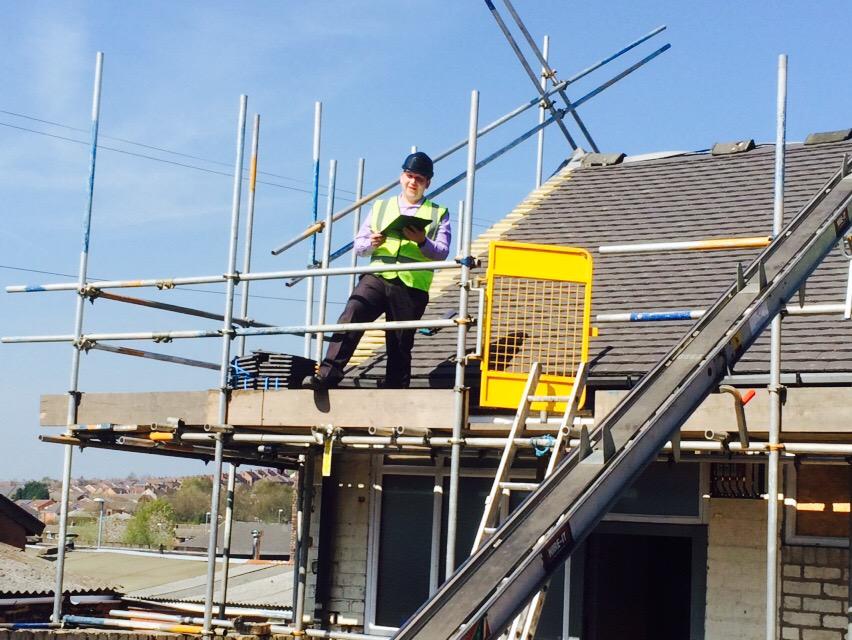 Our new member Mr Chris Leach @OneWayElec with his clip board &amp; black hard hat #BNI