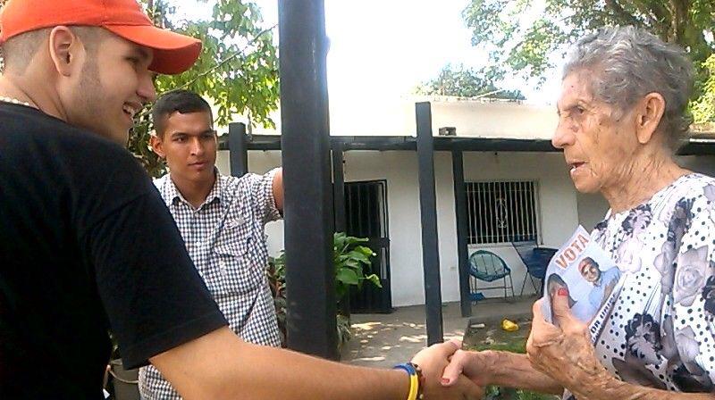 victoruribeg's tweet photo. Seguimos trabajando por #Portuguesa, escuchando a los más olvidados y al Pueblo ¡Lo damos #TodoPorVenezuela! http://t.co/3gqXpSSWSw