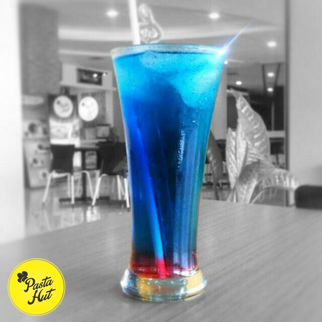 Minuman bersoda ini Unyu dan seger.. Yummy <a href="/pasta_hut/">PASTA HUT Solo</a> .. follow instagram kita ya : pasta_hut
