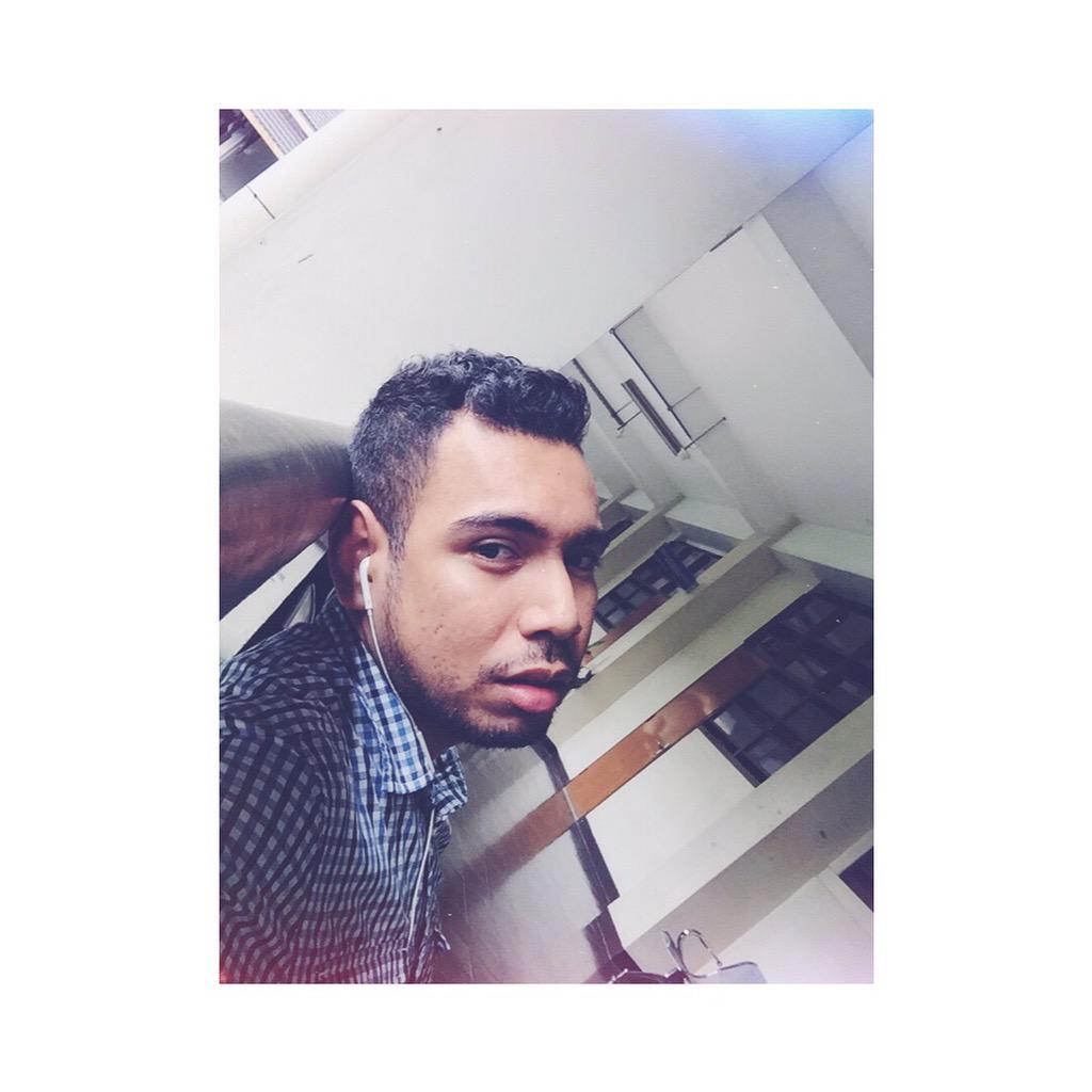 NelioEsteves's tweet photo. Never say "im tired "for your future http://t.co/Edrqe9l4KZ