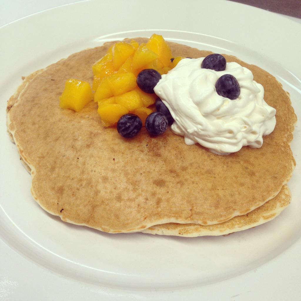 FerndaleRW's tweet photo. Oatmeal Pancakes at @ToastFerndale include a choice of Mimosa or Bomb Mary Too! #DFRW #foodies #foodporn #Ferndale http://t.co/kpdDm6xBYB