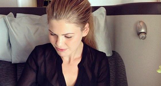 elpais_gente's tweet photo. La bloguera que se inventó un cáncer para tener éxito. Belle Gibson confiesa su mentira http://t.co/DiVBpqVqCi http://t.co/MAY7Gwisud