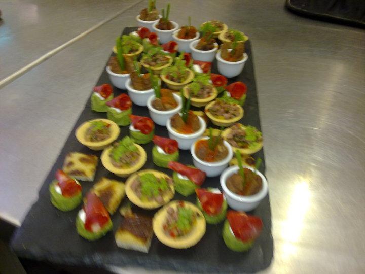EatsKitchen's tweet photo. Canapes canapes canapes! Email us info@eatscatering.co.uk #yum #foodie #catering http://t.co/FuUnay9W2z