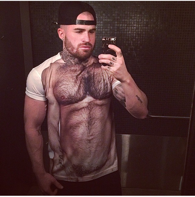 KICKSAGAT's tweet photo. the #BODYREALNESStee is BACK on http://t.co/Yghgr7Pgyx http://t.co/pbuiibdgeX