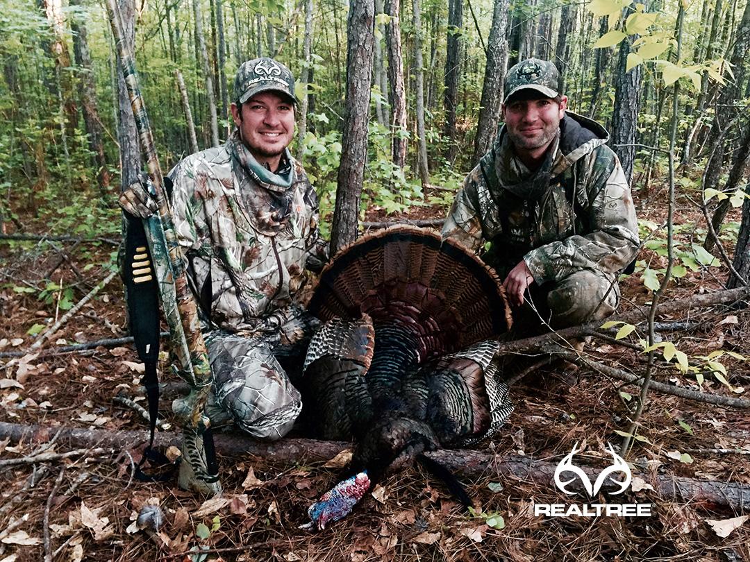 Realtree's tweet photo. Congrats to @MartinTruex_Jr on this morning’s successful #turkeyhunting! #NASCAR #RealtreeXtra @CulpepperJr http://t.co/6yrouZi0o0