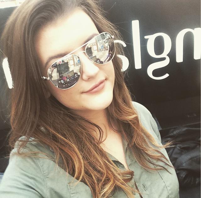 Becky_8048's tweet photo. Never want to take these #MichaelKors sunnies off! @SGHJDunaway @LUXclusives http://t.co/U4yvH5ctMR