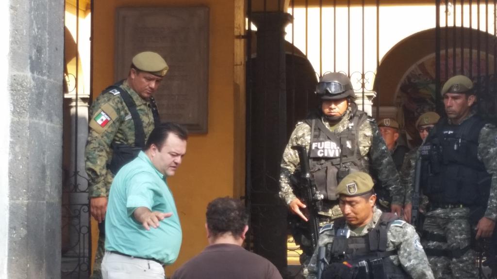 Mando Único para Coatepec pone en marcha gobernador  25 abril 2015 CDSU7pcVEAIyFtf