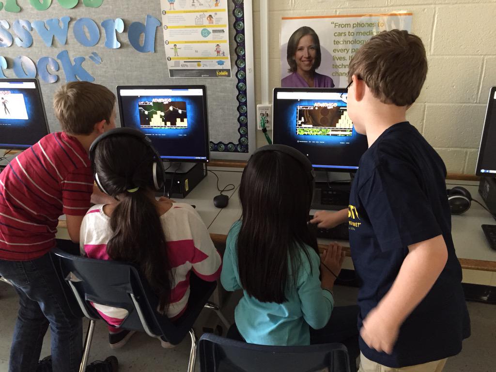 amylpie's tweet image. #cescrocs are helpful learners. Enjoying #admongo from @FTC as a companion to #minisociety. #fcboetech