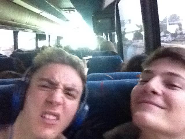 Nick_Astalos's tweet photo. #busselfie #4hoursdeep http://t.co/7j01jNM3fJ
