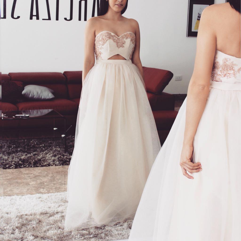 NarcizaSevera's tweet photo. Vestido sweet and sexy ! Combinación perfecta, no lo creen ? http://t.co/yajm6z7LZE