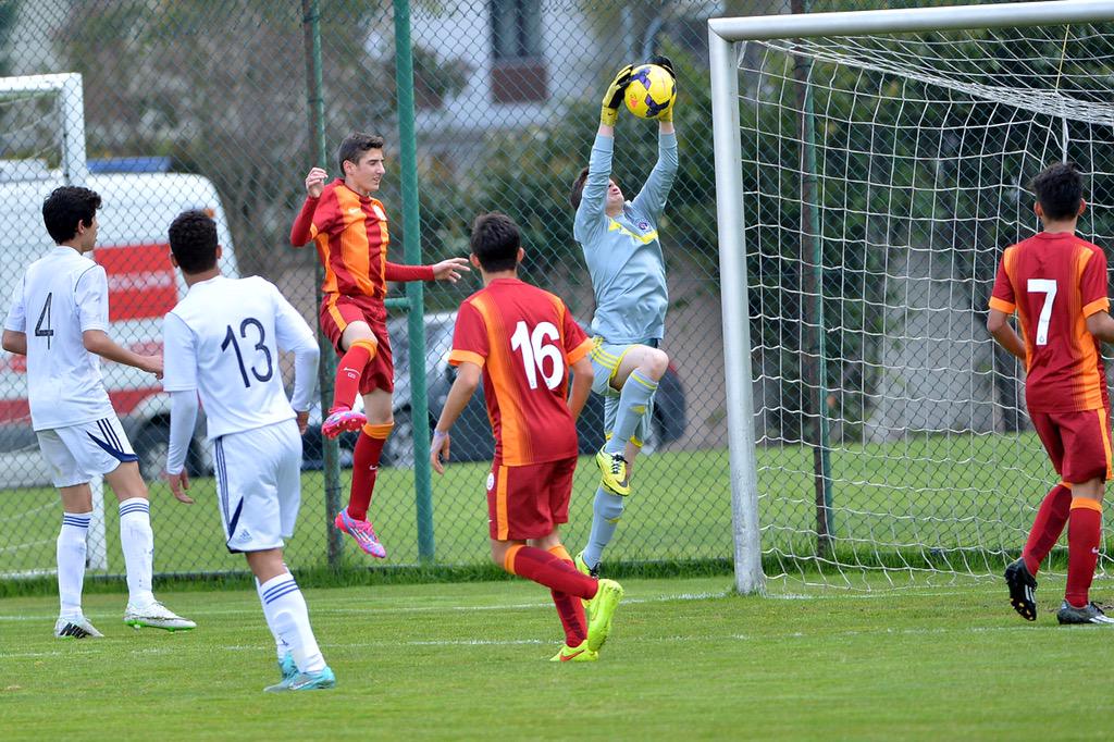 Galatasaray SK on Twitter: "Galatasaray-Kasımpaşa U14 takımları bir