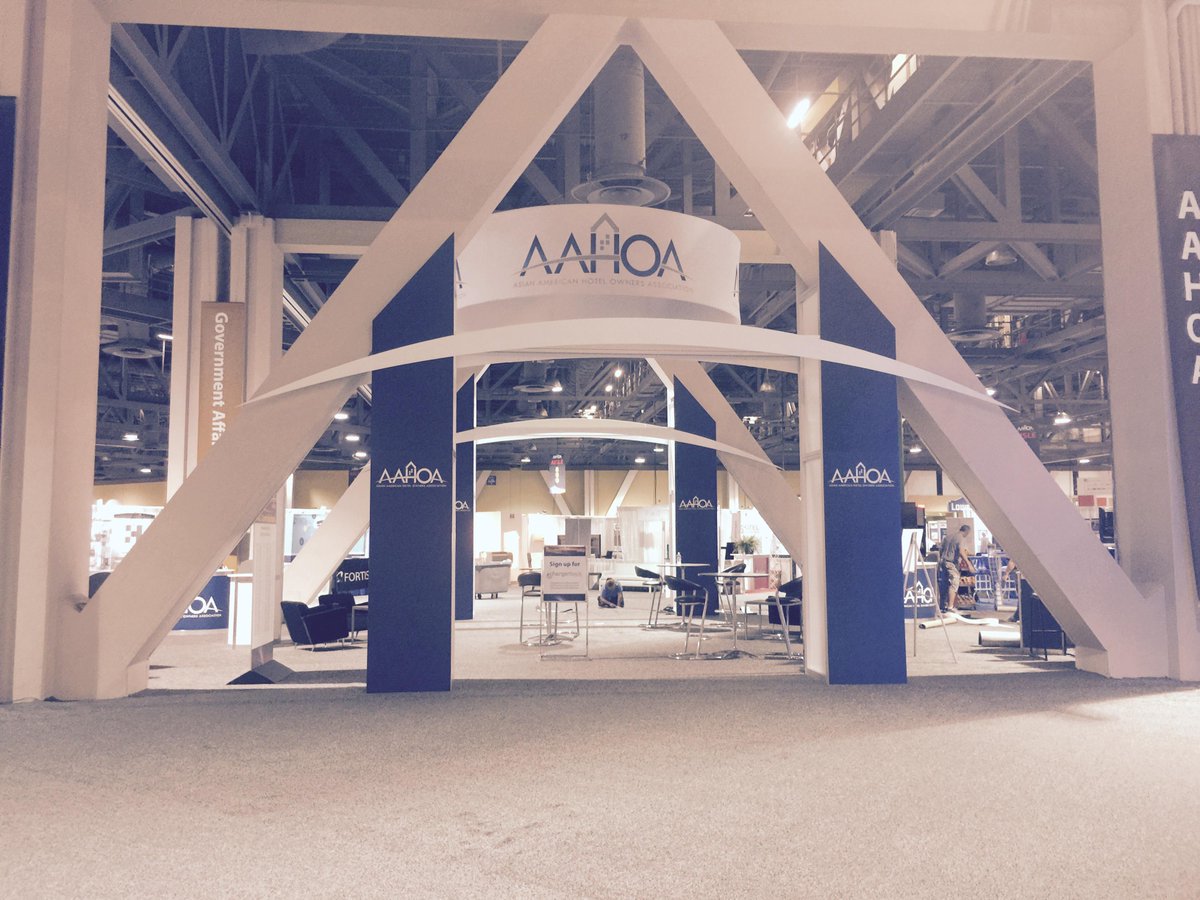 ShepardExpo's tweet photo. I spy with my little eye... the "A" in @AAHOA. Do you see it? #eventprofs http://t.co/IrXGUsQ9M8