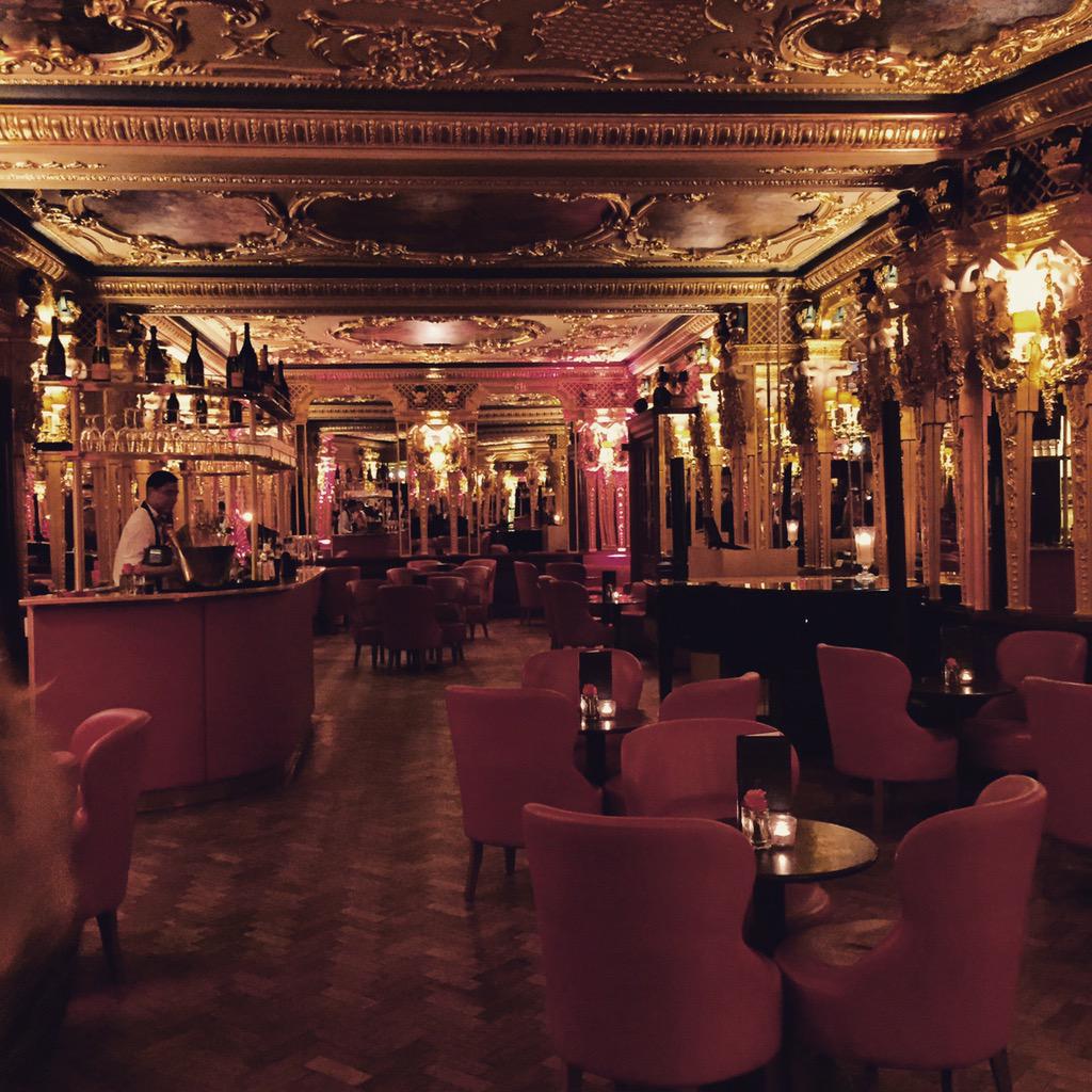 KerryAnnONeill's tweet photo. Visit last night to Cafe Royal, very serene in the Oscar Wilde bar but I bet it's seen some crazy parties http://t.co/ZOD7JCgz6U