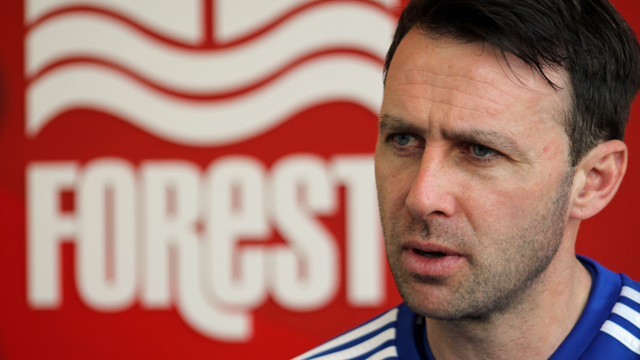 NFFC's tweet photo. Dougie Freedman talks to #ForestPlayer ahead of #NFFC's match against Ipswich Town on Saturday http://t.co/2PG5LU4mHQ http://t.co/OkApk7WVZl