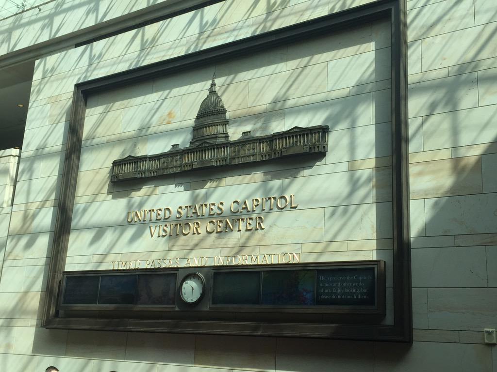 CaliKendi's tweet photo. Private tour of the #Capital #DC #amazing #ushistory http://t.co/pnthPr8XDO