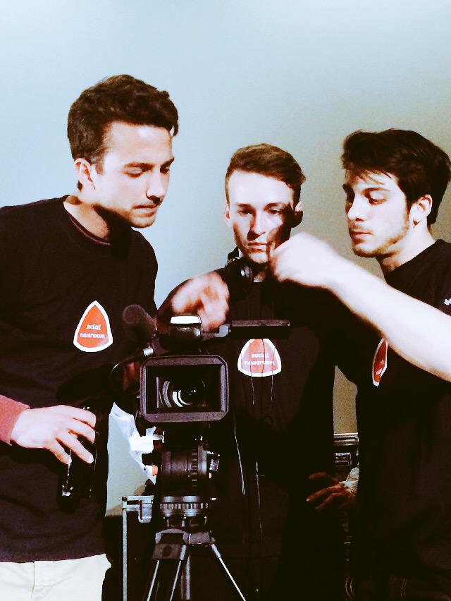 JDriesen35's tweet photo. Backstage #AMMA15 #Havas #ECS #Newsroomer http://t.co/P9CebtUTP3