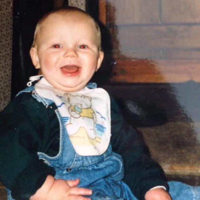   Can\t believe I\m turning 21 tomorrow. HAPPY BIRTHDAY CASPAR FROM AUSTRALIA!!!!!