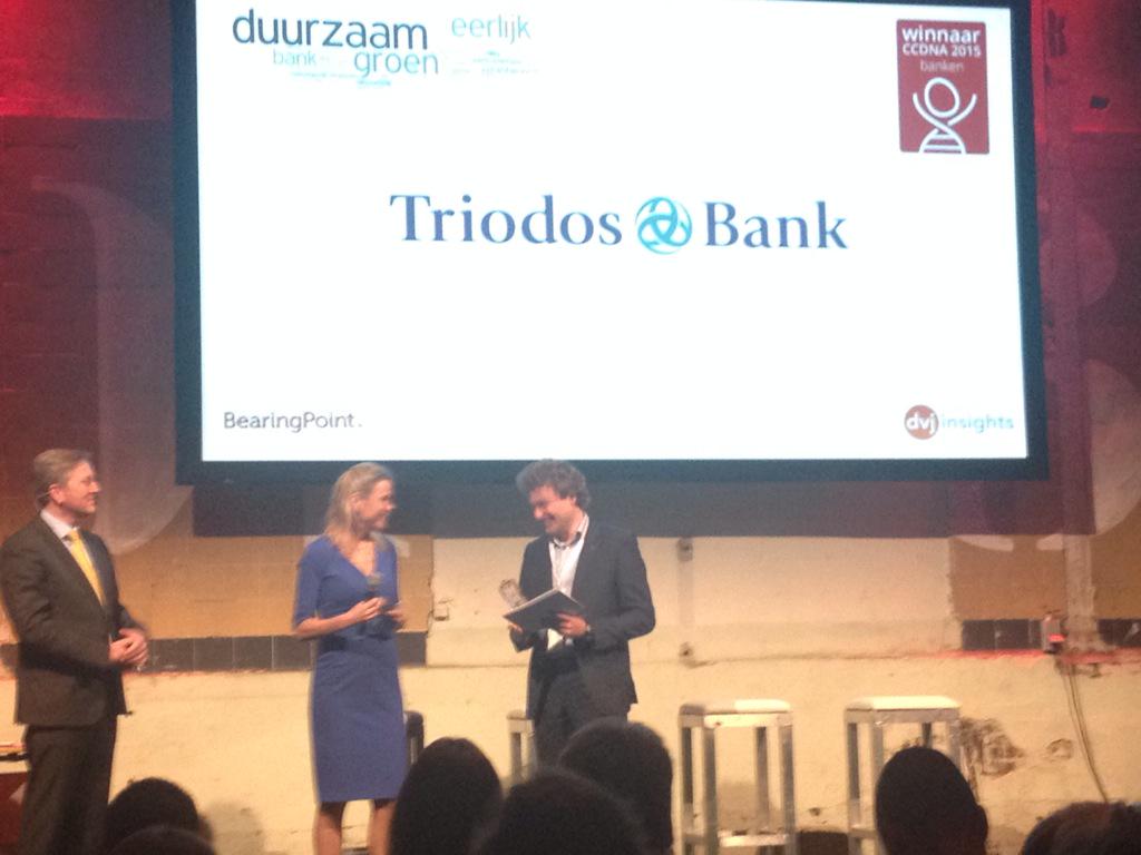 jbvandam's tweet photo. Mooie winnaar voor de bankencategorie van de #ccdna awards: Triodos! Van harte @TriodosNL en @djstegeman http://t.co/WrfmQXycO9