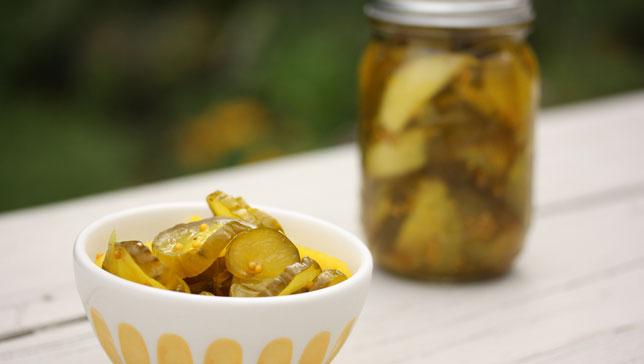 PlanetGreen's tweet photo. How to make Bread and Butter Pickles http://t.co/iJh5I55ajT #DIY http://t.co/tuW6jnthis