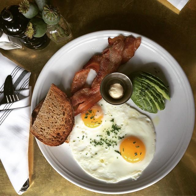 maisassygirl's tweet image. What I ate this morning. The avocado was delicious. 😋 #lachapter #acehotel @acehotel #dtla… ift.tt/1yTzvAY