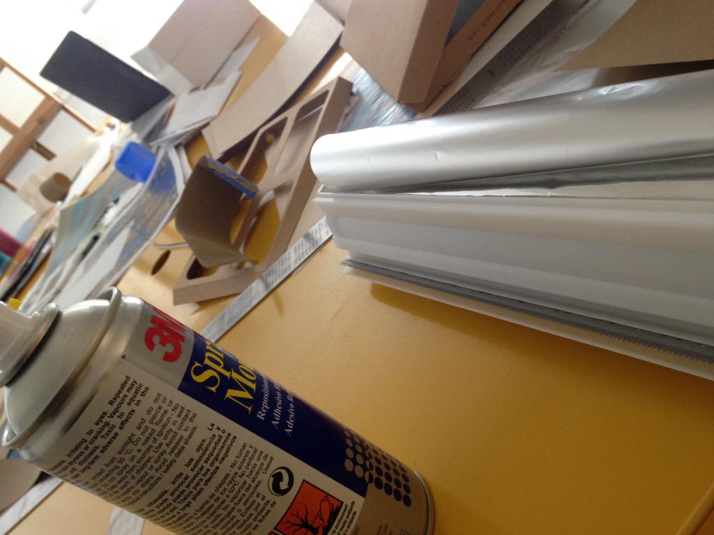 alanamcc's tweet photo. The last couple days @wiredstudio #presentation #branding #messypups http://t.co/2cdzUQAEnl