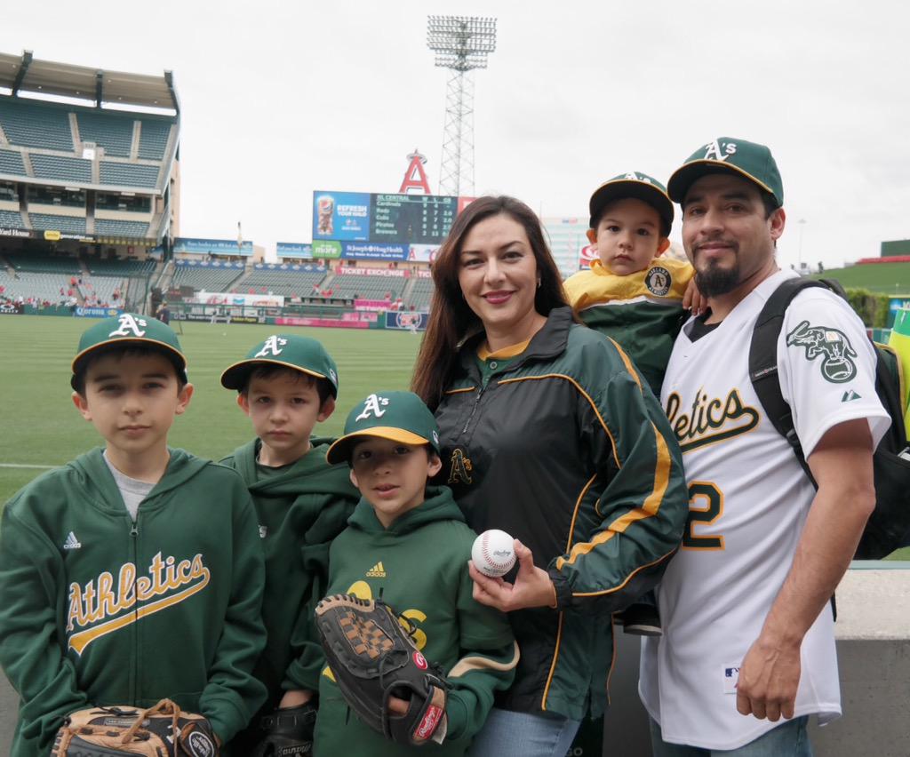 Athletics's tweet photo. #BestDressed in Anaheim. http://t.co/1RiHmIIwJu