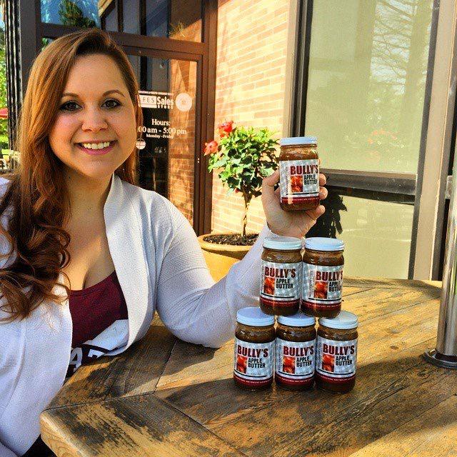 MSU_BNHP's tweet photo. Bully's Apple Butter, by #FSNHP Food Science Club with Liz Ivey's formulation, available in MAFES Sales Store NOW! http://t.co/LqJsdcZfLt