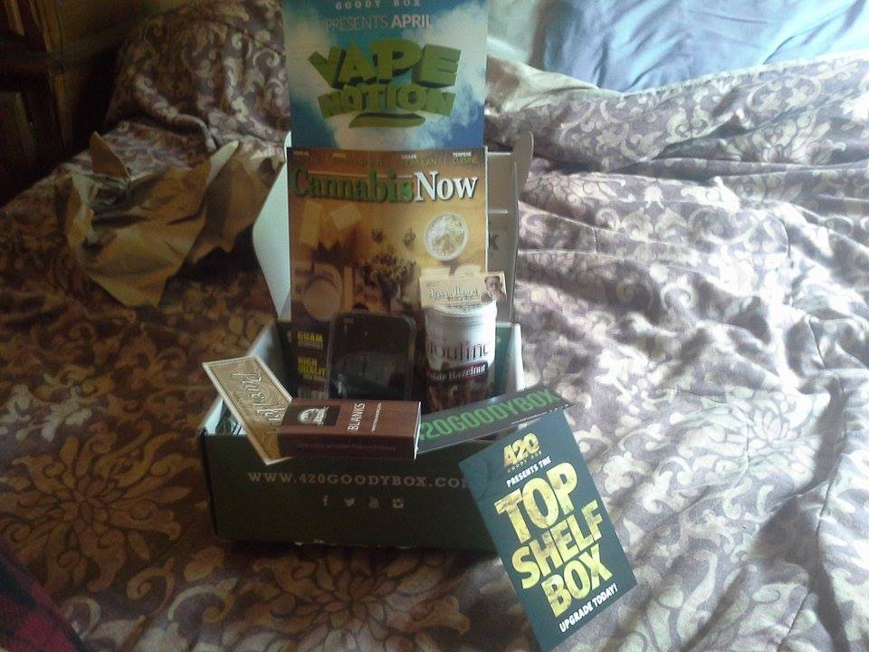 WoodyWoodturner's tweet photo. @420GoodyBox Got It!LOVEit http://t.co/D5bRotvgHB #cannabisnow #purehemppaper #theblanksinc #mykasher #420goodybox http://t.co/NTyCUfHnrg